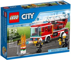 Конструктор LEGO City Пожарный автомобиль с лестницей 214 деталей (60107)