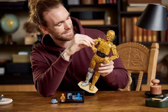 LEGO Star Wars C-3PO 1138 деталей (75398) &ndash; фото товару LEGO з категорії LEGO Star Wars. Оригінал, доставка по Україні