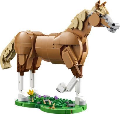 LEGO 31166 Прекрасний кінь &mdash; іграшковий кінь із рухомими кінцівками