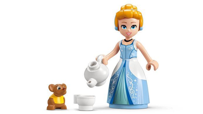 LEGO I Disney Princess Сукня Попелюшки (43266) &ndash; фото товару LEGO з категорії LEGO Disney Princess. Оригінал, доставка по Україні