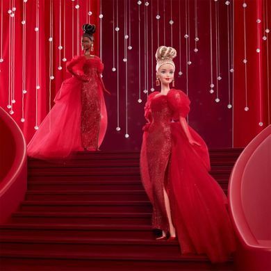 Коллекционная кукла Barbie Signature Ruby Red 80-я годовщина Блондинка (JBJ17) &ndash; фото товара Barbie Collector  из категории Коллекционные куклы Барби - Barbie Collector. Оригинал, доставка по Украине