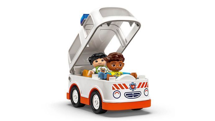 LEGO DUPLO Швидка допомога та водій (10447) &ndash; фото товару LEGO з категорії LEGO DUPLO. Оригінал, доставка по Україні
