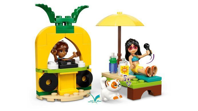 LEGO&reg; Friends&trade; 42658 Unicorn & Flamingo Pool Party