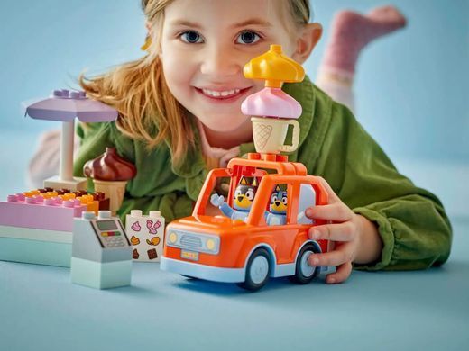 LEGO DUPLO Bluey Подорож із морозивом із Блуї 22 деталі (10458) &ndash; фото товару LEGO з категорії LEGO Bluey. Оригінал, доставка по Україні