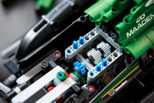 LEGO&reg; 42240 Technic Aston Martin Aramco AMR25 F1&reg; Car