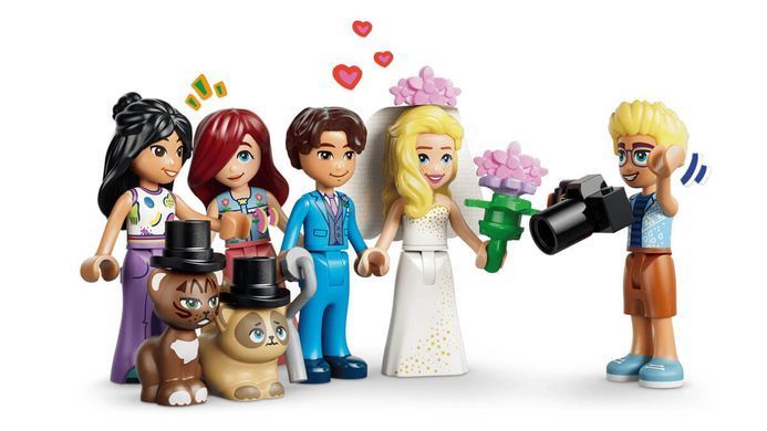 LEGO Friends Гранд-отель в Хартлейк-Сити (42704) &ndash; фото товара LEGO из категории LEGO Friends. Оригинал, доставка по Украине