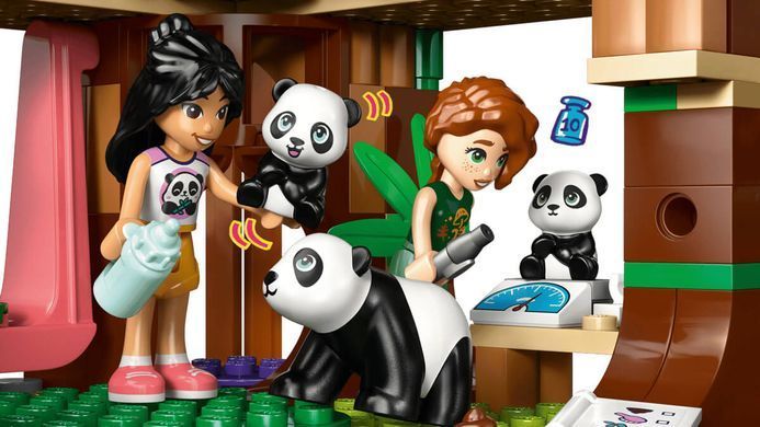 LEGO Friends Догляд за тваринами в заповіднику панд (42648) &ndash; фото товару LEGO з категорії LEGO Friends. Оригінал, доставка по Україні