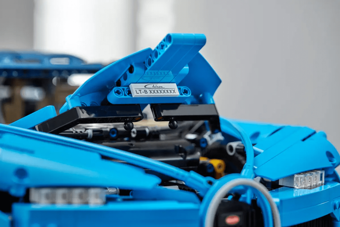 LEGO Technic Bugatti Chiron 3599 деталей (42083) &ndash; фото товару LEGO з категорії LEGO Technic. Оригінал, доставка по Україні