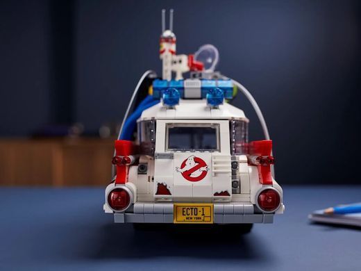 LEGO Icons Автомобіль ECTO-1 мисливців на привидів 2352 деталі (10274) &ndash; фото товару LEGO з категорії LEGO Icons. Оригінал, доставка по Україні