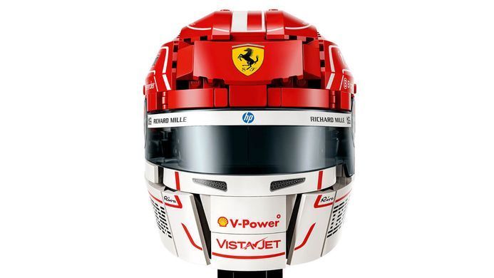 LEGO Editions Formula 1 Шолом Шарля Леклера з команди Scuderia Ferrari HP (43014) &ndash; фото товару LEGO з категорії LEGO Editions. Оригінал, доставка по Україні