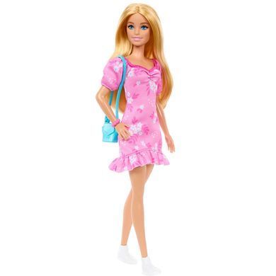 Большой игровой набор кукол Barbie Семья: Барби и ее сестры с аксессуарами Mattel (HWJ01) &ndash; фото товара Barbie из категории Игровые наборы Барби. Оригинал, доставка по Украине