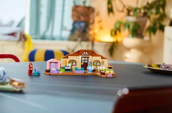 LEGO Bluey Школа з Расті та Блуї (11221) &ndash; фото товару LEGO з категорії LEGO Bluey. Оригінал, доставка по Україні