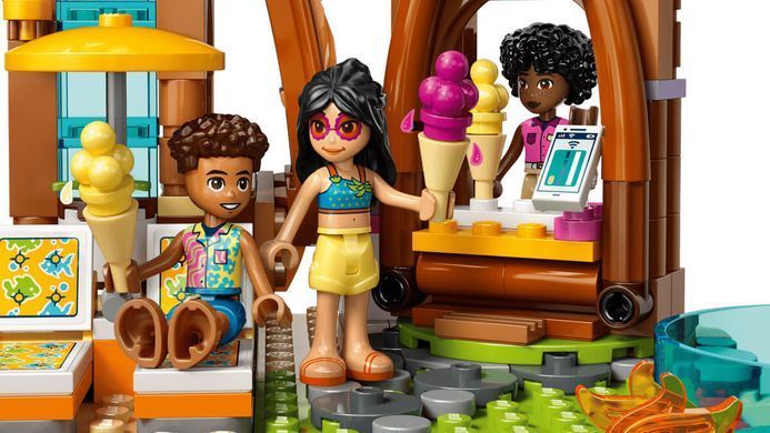 LEGO Friends Пляжный курорт для семейного отдыха (42673) &ndash; фото товара LEGO из категории LEGO Friends. Оригинал, доставка по Украине