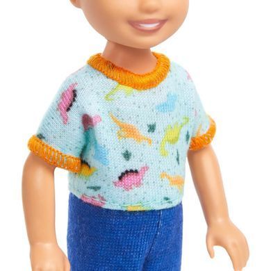 Кукла Barbie Club Chelsea Мальчик-блондин в футболке (HXM98) &ndash; фото товара Barbie из категории  Куклы Барби и ее Сестры . Оригинал, доставка по Украине
