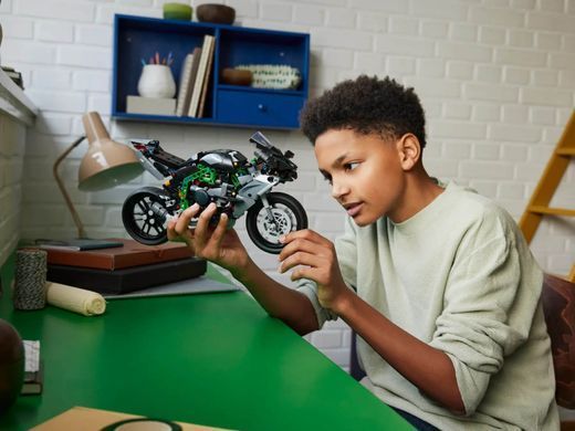 LEGO Technic 42170 Мотоцикл Kawasaki Ninja H2R | ЛЕГО 42170 Технік