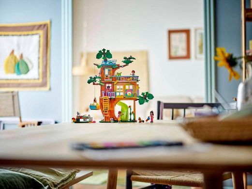 LEGO Friends Тусовка в домике дружбы на дереве (42652) &ndash; фото товара LEGO из категории LEGO Friends. Оригинал, доставка по Украине