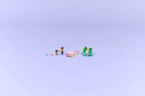 LEGO Friends Пригодницький човен &laquo;Аксолотль&raquo; (42681) &ndash; фото товара LEGO из категории LEGO Friends. Оригинал, доставка по Украине