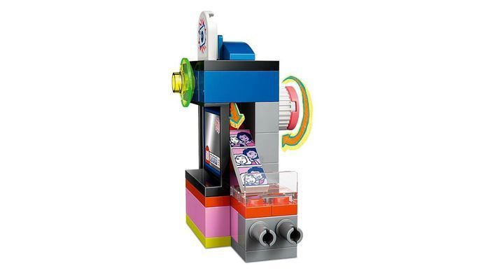 LEGO Friends Перукарня та магазин аксесуарів 347 деталей (42662) &ndash; фото товару LEGO з категорії LEGO Friends. Оригінал, доставка по Україні