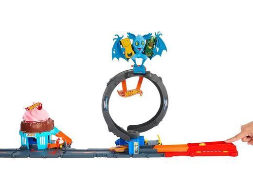 Ігровий набір Hot Wheels Неймовірна атака кажана (HTN78) &ndash; фото товару Hot Wheels з категорії Треки і набори Хот Вілс - Hot Wheels. Оригінал, доставка по Україні