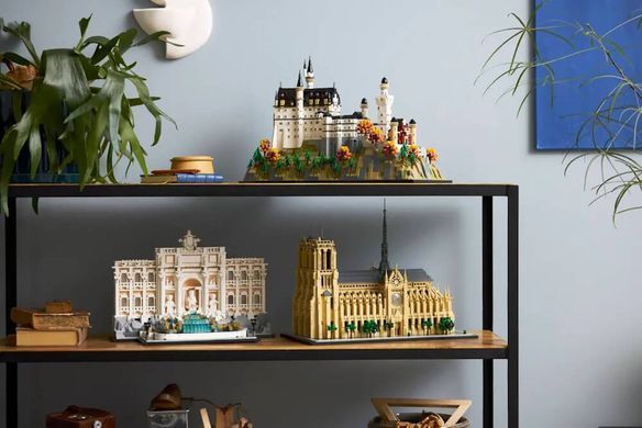 LEGO Architecture Замок Нойшванштайн 3455 деталей (21063) &ndash; фото товару LEGO з категорії LEGO Architecture. Оригінал, доставка по Україні