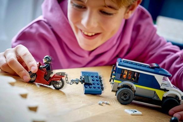 LEGO City Полицейский фургон для перевозки заключенных 198 деталей (60479) &ndash; фото товара LEGO из категории LEGO City. Оригинал, доставка по Украине