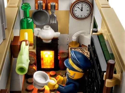 LEGO Ideas Моторизованный маяк 2065 деталей (21335) &ndash; фото товара LEGO из категории LEGO Ideas. Оригинал, доставка по Украине