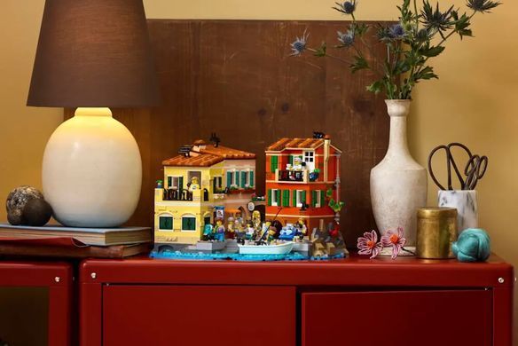 LEGO Ideas Итальянская Ривьера 3251 деталей (21359) &ndash; фото товара LEGO из категории LEGO Ideas. Оригинал, доставка по Украине
