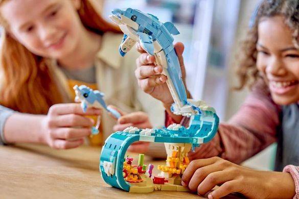 LEGO Creator Морские животные: красивые дельфины 542 детали (31385) &ndash; фото товара LEGO из категории LEGO Creator 3-in-1. Оригинал, доставка по Украине