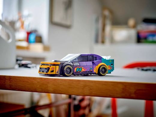 LEGO Speed Champions NASCAR Next Gen Chevrolet Camaro ZL1 329 деталей (76935) купить