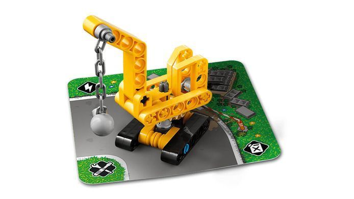 LEGO Technic Потужні машини (42233) &ndash; фото товару LEGO з категорії LEGO Technic. Оригінал, доставка по Україні