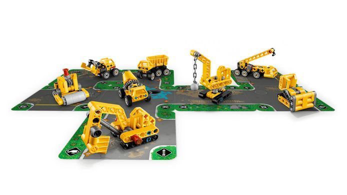 LEGO Technic Потужні машини (42233) &ndash; фото товару LEGO з категорії LEGO Technic. Оригінал, доставка по Україні