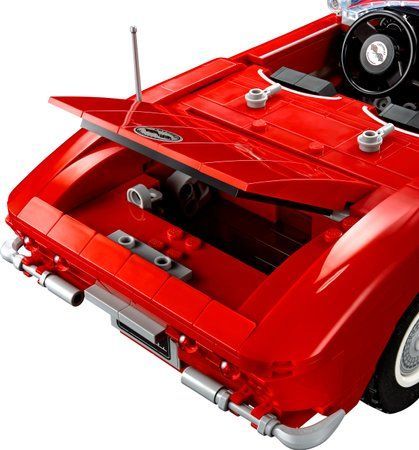 LEGO Icons Chevrolet Corvette 1210 деталей (10321)