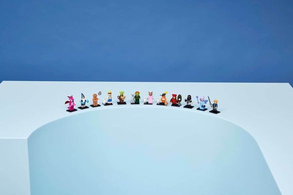 LEGO Minifigures Серія &laquo;Шрек&raquo; випадковий персонаж (71053) &ndash; фото товару LEGO з категорії LEGO Minifigures. Оригінал, доставка по Україні