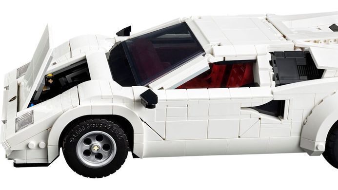 LEGO Icons Lamborghini Countach 5000 Quattrovalvole 1506 деталей (10337) &ndash; фото товара LEGO из категории LEGO Icons. Оригинал, доставка по Украине