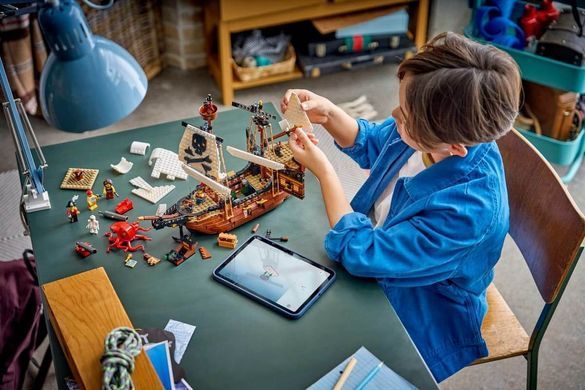 LEGO&reg; Creator 31387 Iconic Pirate Ship
