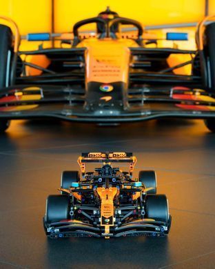 LEGO Technic Автомобіль McLaren MCL39 F1&reg; (42228) &ndash; фото товару LEGO з категорії LEGO Technic. Оригінал, доставка по Україні