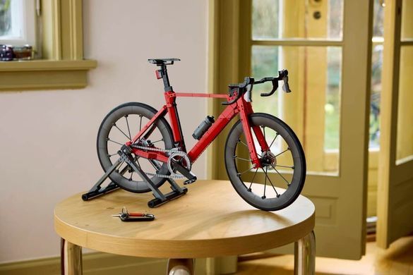 LEGO&reg; Icons 11380 Road Bike