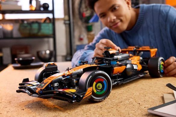 LEGO Technic Автомобіль McLaren MCL39 F1&reg; (42228) &ndash; фото товару LEGO з категорії LEGO Technic. Оригінал, доставка по Україні