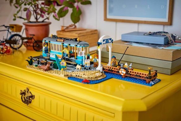 LEGO City Классический трамвай на пляж (60506) &ndash; фото товара LEGO из категории LEGO City. Оригинал, доставка по Украине