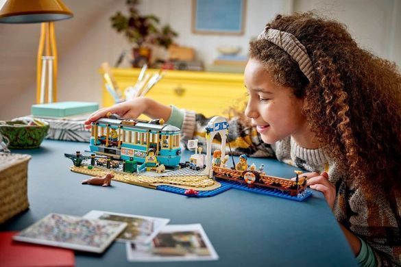 LEGO City Классический трамвай на пляж (60506) &ndash; фото товара LEGO из категории LEGO City. Оригинал, доставка по Украине