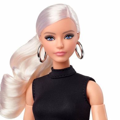 Коллекционная кукла Barbie Basics №2 Пепельный блонд Mattel (JBH71) &ndash; фото товара Barbie Collector  из категории Коллекционные куклы Барби - Barbie Collector. Оригинал, доставка по Украине