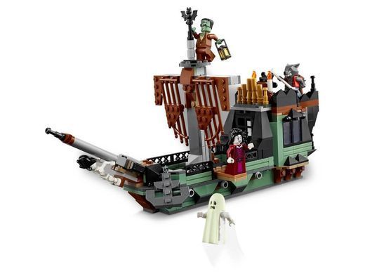 LEGO Creator Имение с привидениями 736 деталей (31167) &ndash; фото товара LEGO из категории LEGO Creator 3-in-1. Оригинал, доставка по Украине