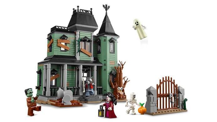 LEGO Creator Имение с привидениями 736 деталей (31167) &ndash; фото товара LEGO из категории LEGO Creator 3-in-1. Оригинал, доставка по Украине