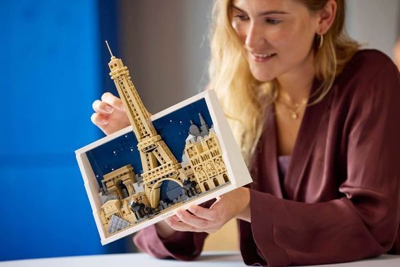 LEGO Architecture Париж &mdash; місто кохання (21064) &ndash; фото товару LEGO з категорії LEGO Architecture. Оригінал, доставка по Україні