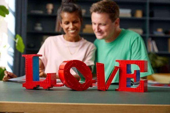 LEGO ART LOVE (31214) &ndash; фото товару LEGO з категорії LEGO Art. Оригінал, доставка по Україні