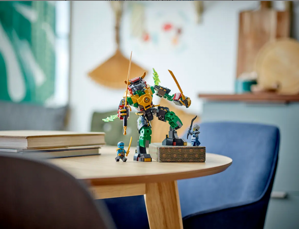 Конструктор LEGO NINJAGO Робот стихії енергії Ллойда 235 деталей (71817) купити