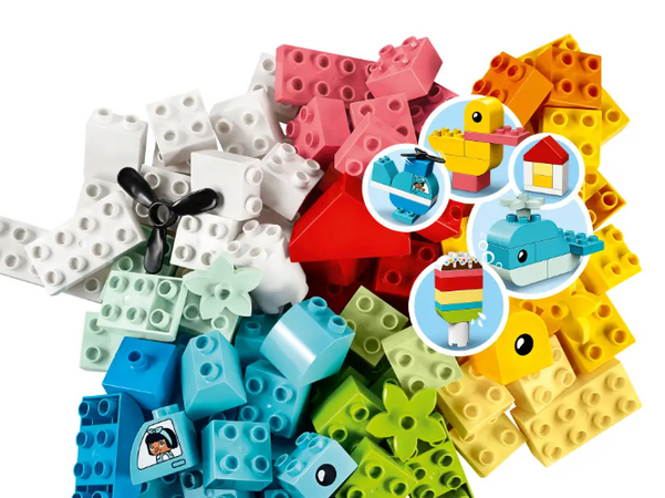 Конструктор LEGO DUPLO Classic Коробка-сердце 80 деталей (10909) купить