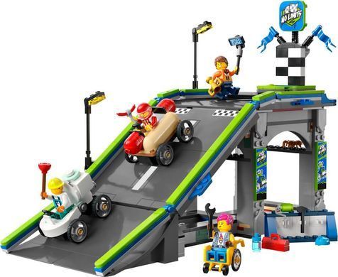 LEGO City Никаких ограничений: Автодром для гоночных автомобилей 436 деталей (60460) &ndash; фото товара LEGO из категории LEGO City. Оригинал, доставка по Украине