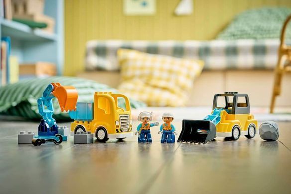 LEGO&reg; 10475 DUPLO&reg; Town 3-in-1 Construction Vehicles