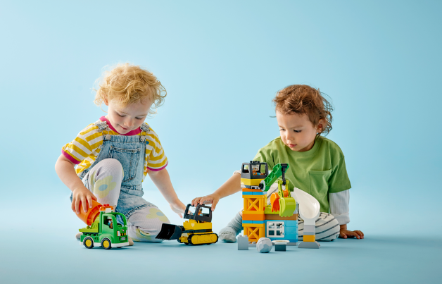 Конструктор LEGO DUPLO Town Будівельний майданчик 61 деталь (10990) &ndash; фото товару LEGO з категорії LEGO DUPLO. Оригінал, доставка по Україні